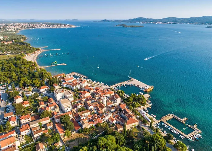 Apartament With Parking Space Sveti Filip I Jakov, Biograd - 21221 Sveti Filip i Jakov