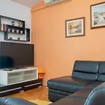 Appartement With Parking Space Sveti Filip I Jakov, Biograd - 21221 *