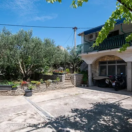 With A Parking Space Sveti Filip I Jakov, Biograd - 21221 Apartment Sveti Filip i Jakov