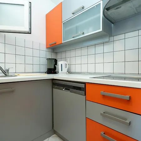 Apartment With A Parking Space Sveti Filip I Jakov, Biograd - 21221 *