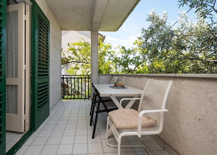 With Parking Space Sveti Filip I Jakov, Biograd - 21221 Apartman