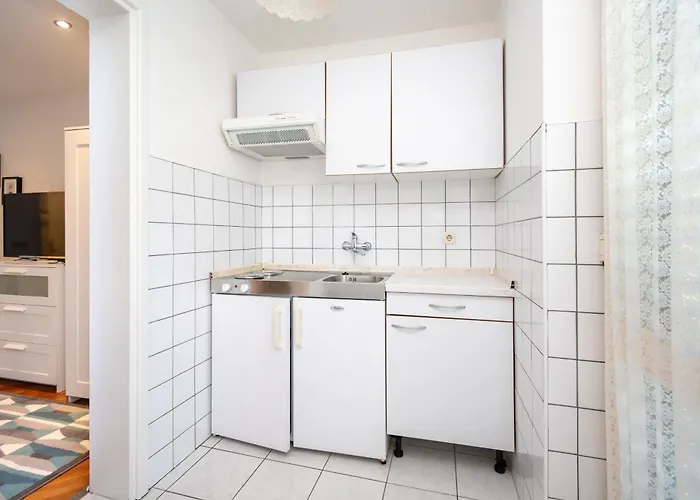 Apartman With Parking Space Sveti Filip I Jakov, Biograd - 21221 *